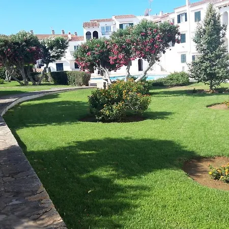 Precioso Residencial Con Piscina *
