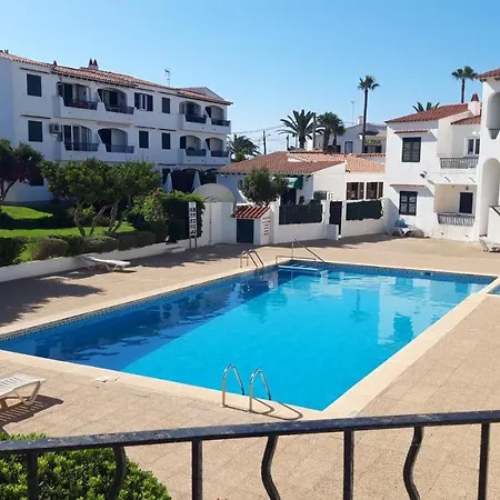 Precioso Residencial Con Piscina