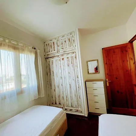 Apartment Precioso Residencial Con Piscina