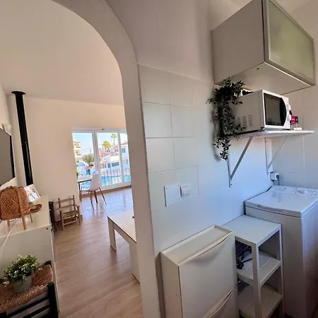 Precioso Residencial Con Piscina Apartamento *